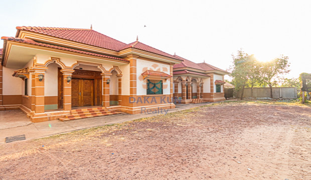 3 Bedrooms House for Rent in Krong Siem Reap-Svay dangkum