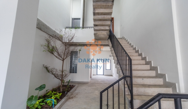 Shophouse for Rent in near Riverside - Siem Reap