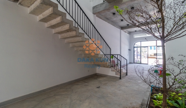 Shophouse for Rent in near Riverside - Siem Reap