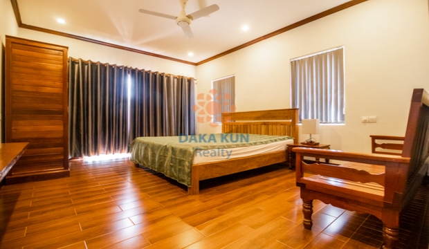 3 Bedrooms Apartment for Rent with Pool in Siem Reap - Svay Dangkum