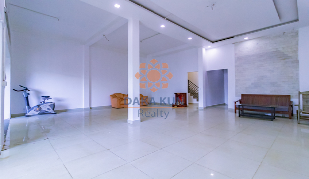 4 Bedrooms House For Rent in Siem Reap City-Sla Kram