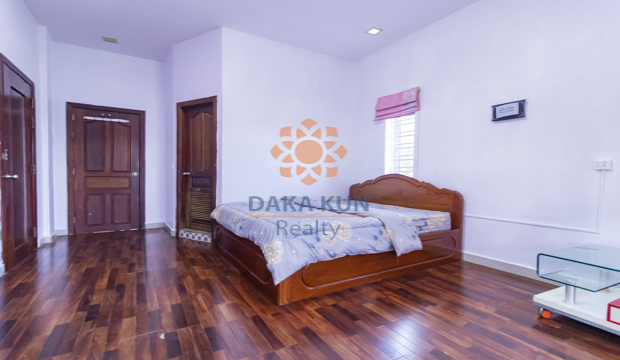 4 Bedrooms House For Rent in Siem Reap City-Sla Kram