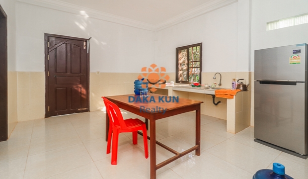 3 Bedrooms Wooden House for Rent in Siem reap-Sala kamreuk