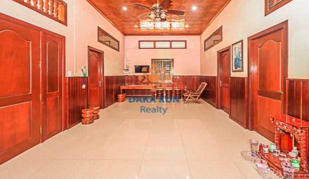 2 Bedrooms House for Rent in Siem Reap-Svay Dangkum