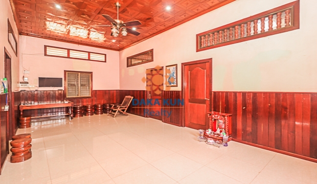 2 Bedrooms House for Rent in Siem Reap-Svay Dangkum