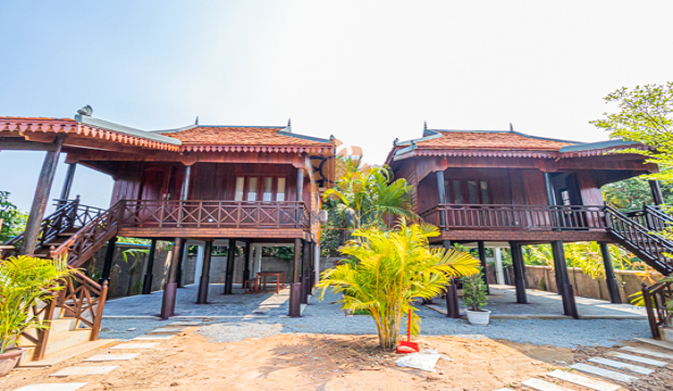 Wooden House for Rent in Krong Siem Reap-Sala Kamreuk