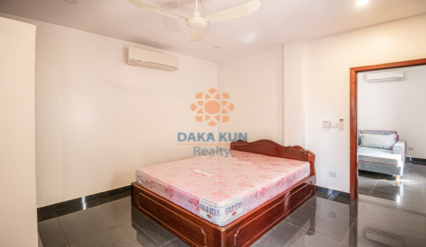 6 Bedrooms House for Rent in Krong Siem Reap-Sala kamraeuk