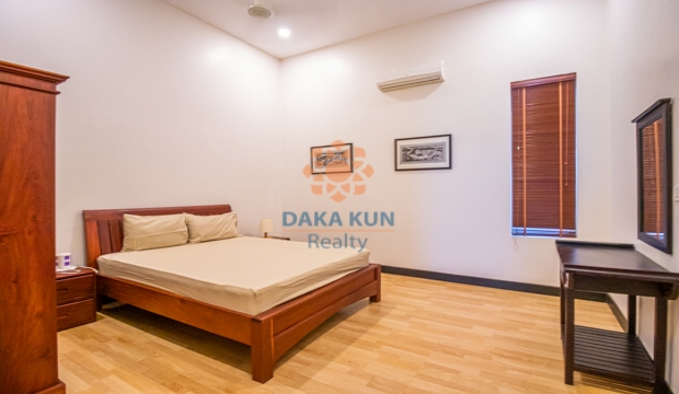 2 Bedrooms House for Rent in Siem Reap - Svay Dangkum