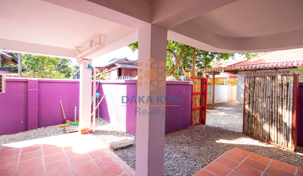 4 Bedrooms House for Sale in Krong Siem Reap-Sala Kamreuk