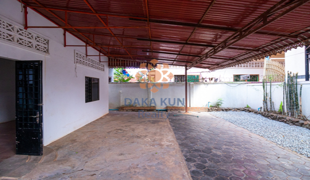 3 Bedrooms House for Sale in Krong Siem Reap-Sala Kamreuk