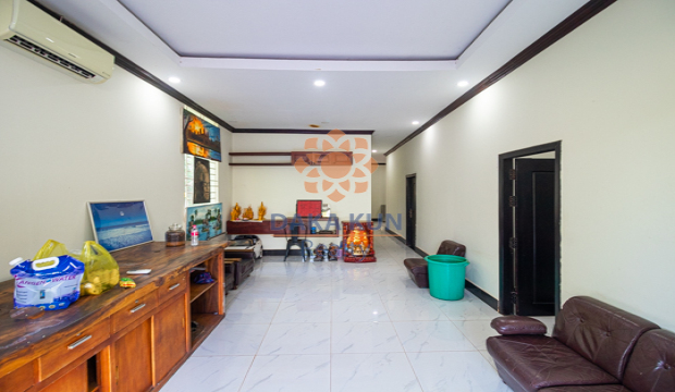 3 Bedrooms House for Rent in Krong Siem Reap-Svay Dangkum