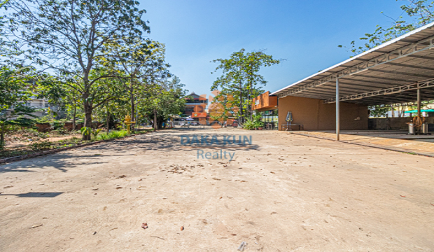 Commercial Space for Rent in Krong Siem Reap-near Bakheng Road