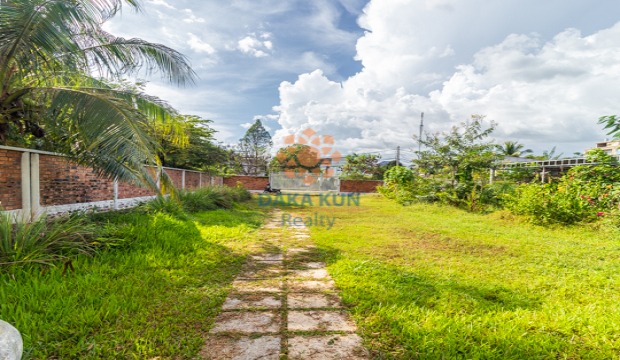 4 Bedrooms House for Rent in Krong Siem Reap-Sla Kram