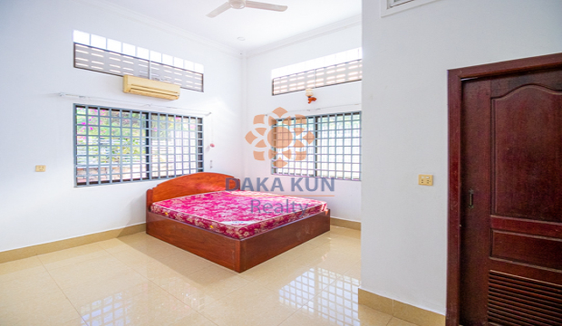 3 Bedrooms House for Rent in Siem Reap-Sla Kram