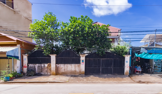 3 Bedrooms House For Rent In Siem Reap City-Svay Dangkum