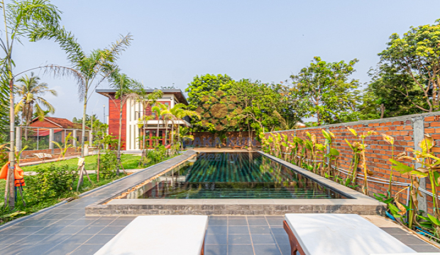 2 Bedrooms Villa for Rent with Swimming Pool in Krong Siem Reap