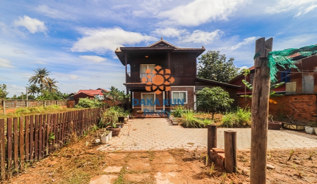 1 Bedroom Wooden House for Rent in Siem Reap