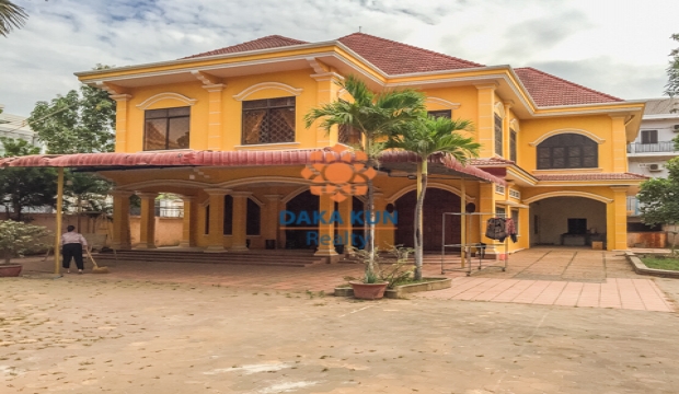 6 Bedrooms House for Rent in Siem Reap - Kork Chark