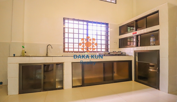 2 Bedroom House for Rent in Siem Reap-Sala Kamruek