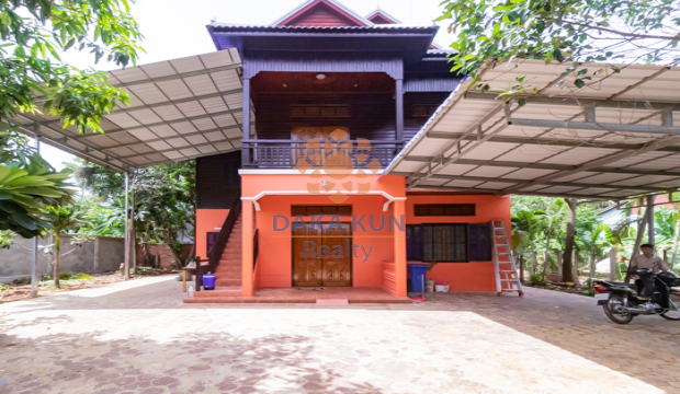 3 Bedrooms Wooden House for Rent In Siem Reap City-Sala Kamreuk