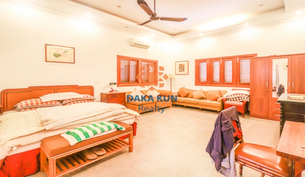 2 Bedrooms Villa for Rent in Siem Reap