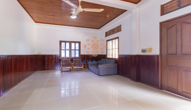 3 Bedrooms Wooden House for Rent In Siem Reap City-Sala Kamreuk