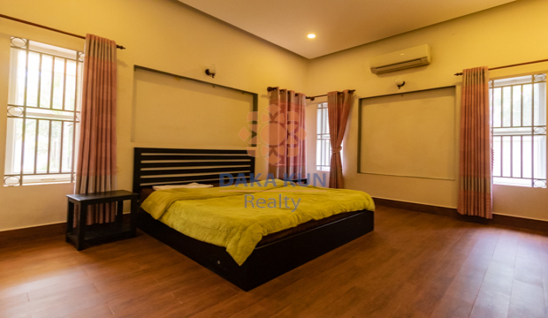 2 Bedrooms House for rent in Siem Reap City-Sala Kamreuk