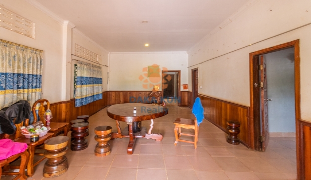 4 Bedrooms House for Rent in Siem Reap - Svay Dangkum