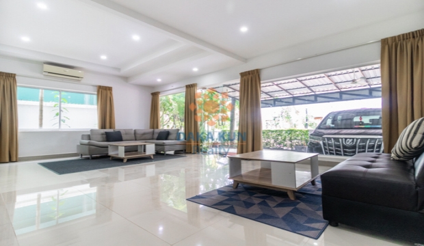 3 Bedrooms Villa for Rent in Siem Reap