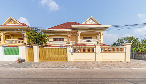 6 Bedrooms House for Rent in Krong Siem Reap-Svay Dangkum