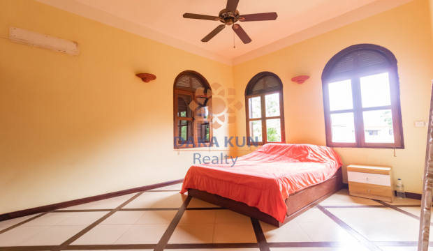 5 Bedrooms House for Rent in Krong Siem Reap-Svay Dangkum