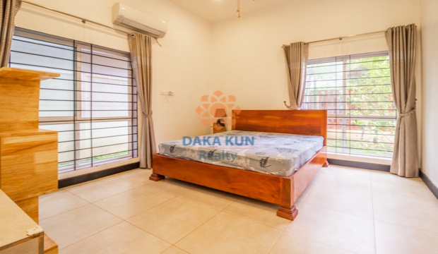 2 Bedrooms Apartment for Rent in Siem Reap-Sala Kamreuk