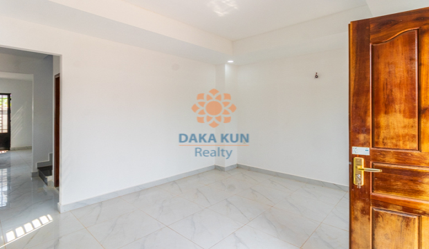 2 Bedrooms House for Rent in Krong Siem Reap-Svay Dangkum