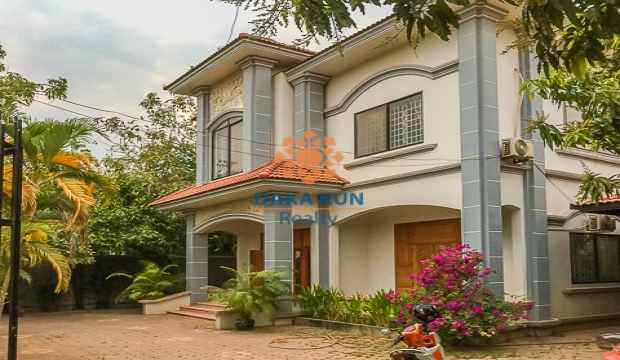 4 Bedrooms House for Rent in Siem Reap-Svay Dangkum