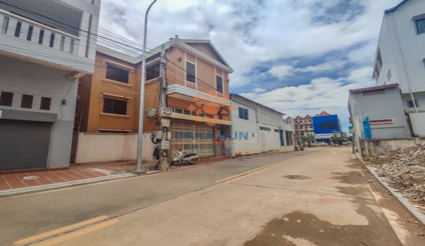 Shophouse for Rent in Siem Reap-Near Psar Leu