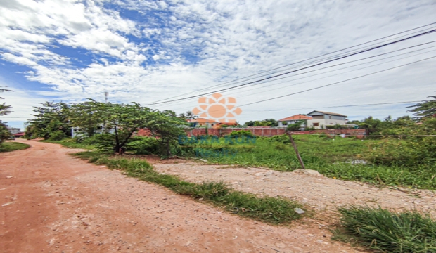 Land for Sale in Siem Reap-Sala Kamreauk