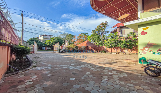 5 Bedrooms House for Rent in Krong Siem Reap-Svay Dangkum