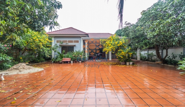 2 Bedrooms House for Rent in Siem Reap