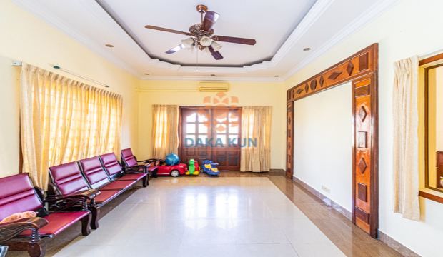 6 Bedrooms House for Rent in Krong Siem Reap-Svay Dangkum