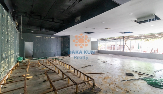 Commercial Building for Rent in Siem Reap - Near Wat Bo