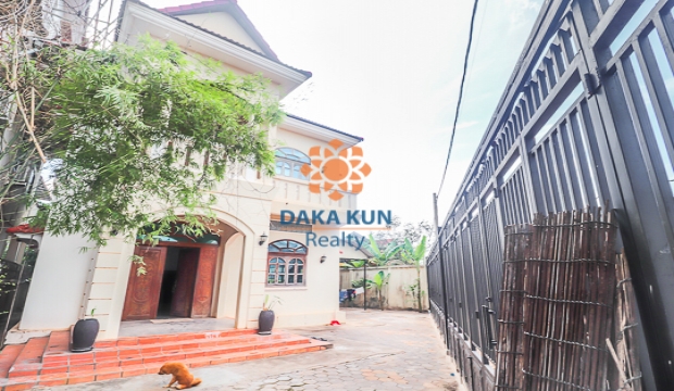 3 Bedrooms House for Rent in Siem Reap-Sala Kamreuk