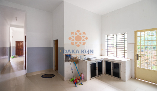 6 Bedrooms House for Rent in Krong Siem Reap-Svay dangkum