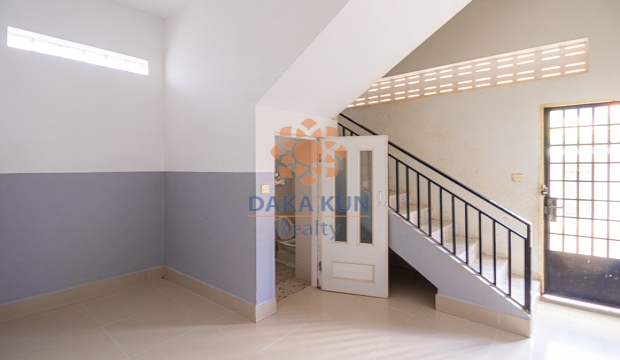 6 Bedrooms House for Rent in Krong Siem Reap-Svay dangkum