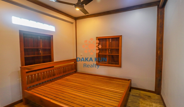 2 Bedrooms wooden House for Rent in Siem Reap