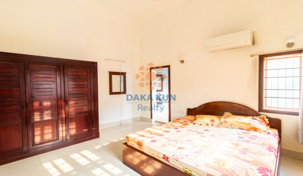 2 Bedrooms House for Rent in Krong Siem Reap-Sala Kamreuk