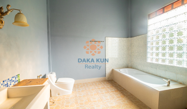 2 Bedrooms House for Rent in Krong Siem Reap-Sala Kamreuk