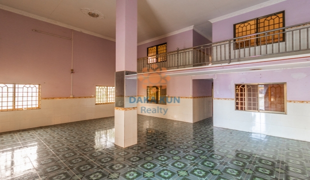 5 Bedrooms House for Rent in Siem Reap - Sala Kamreuk