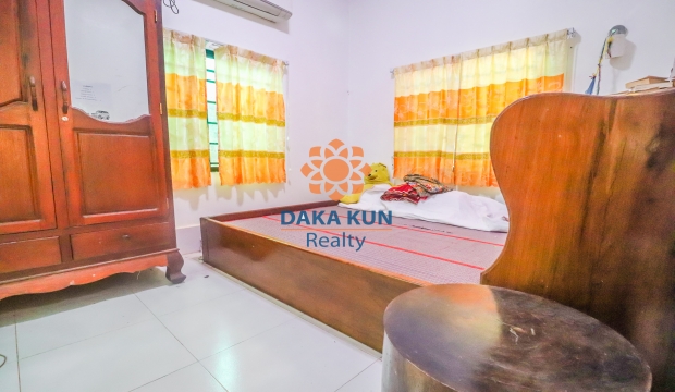 2 Bedrooms House for Sale in Svay Dangkum, Siem Reap