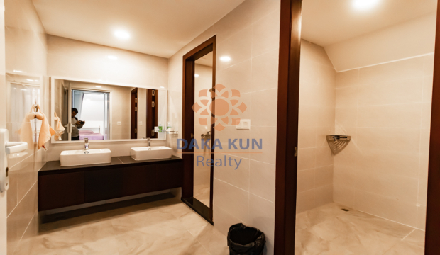 3 Bedrooms Penthouse for Rent in Krong Siem Reap-Svay Dangkum