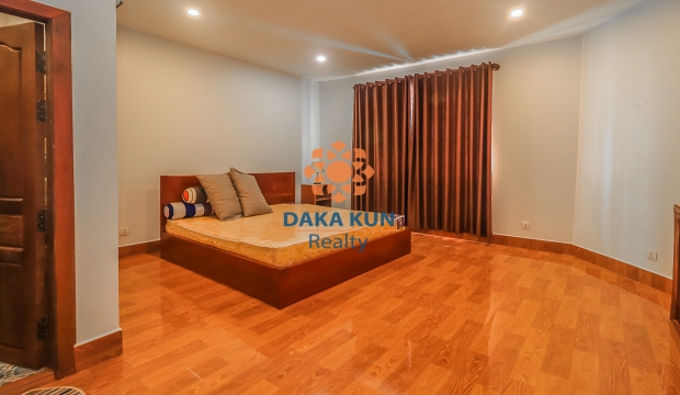 4 Bedrooms House for Rent in Siem Reap-Svay Dangkum